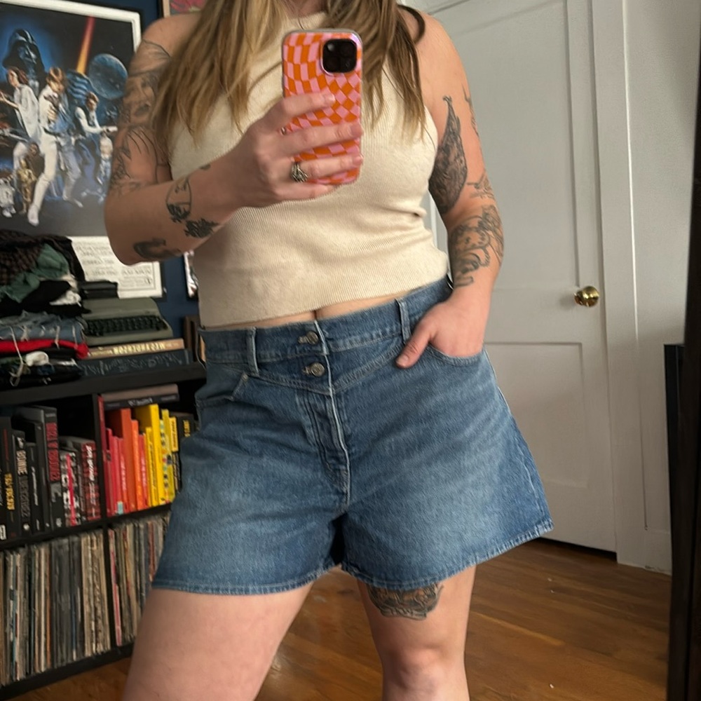 Madewell Mom Jean short